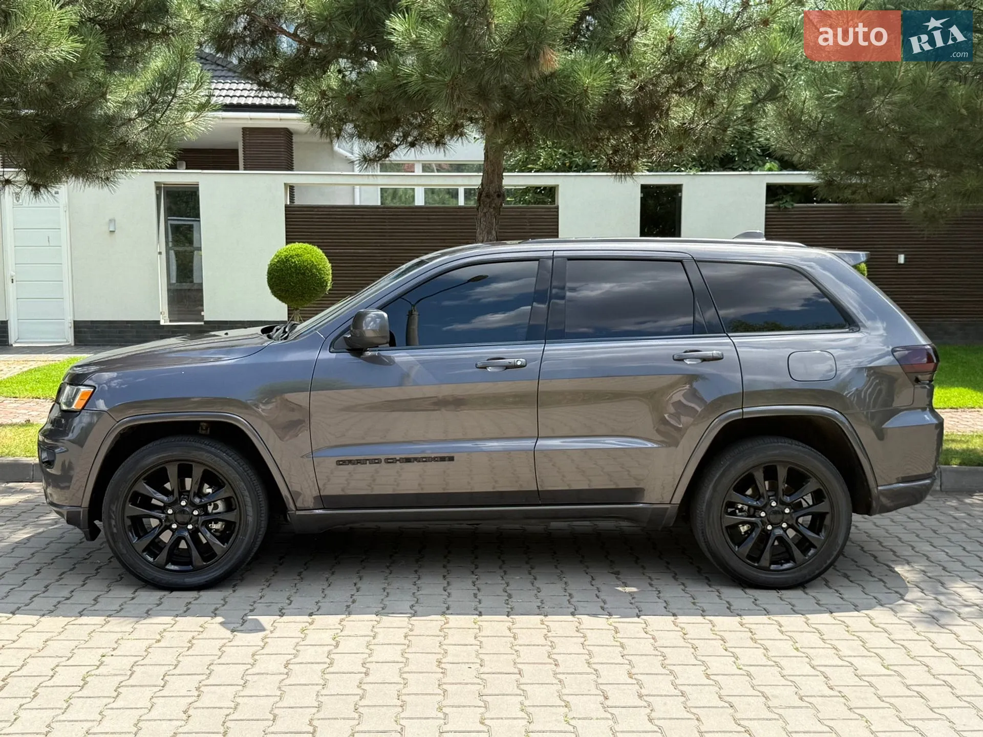 2021 Jeep Grand Cherokee - мініатюра 23