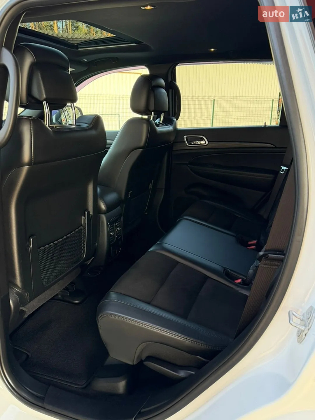 2019 Jeep Grand Cherokee - мініатюра 29