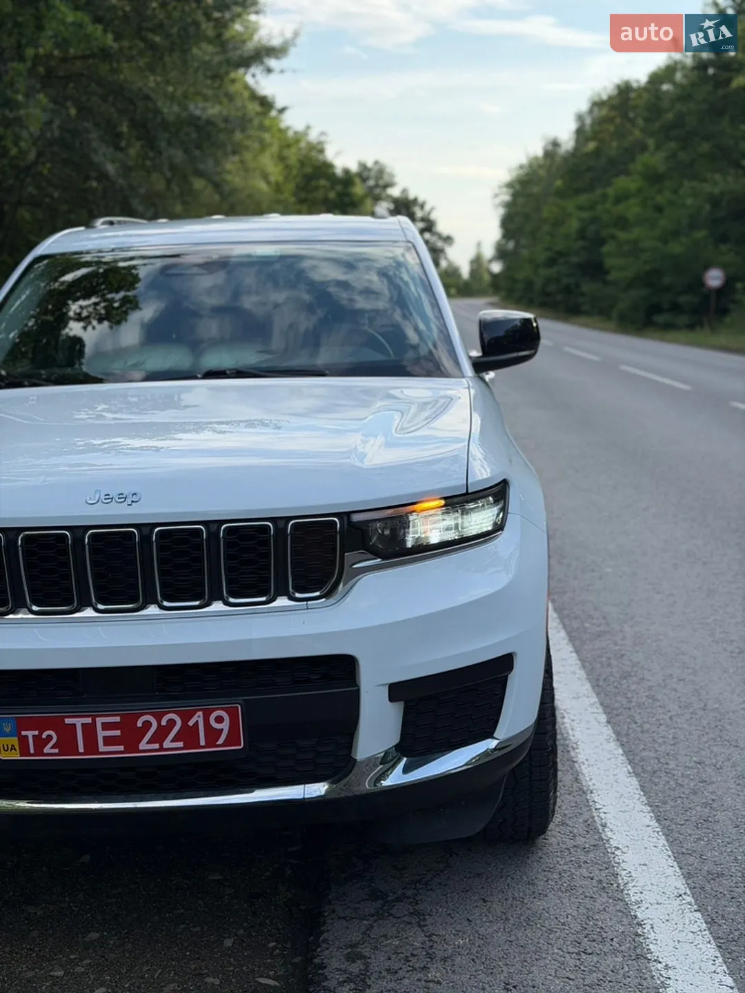 2023 Jeep Grand Cherokee - фото 1