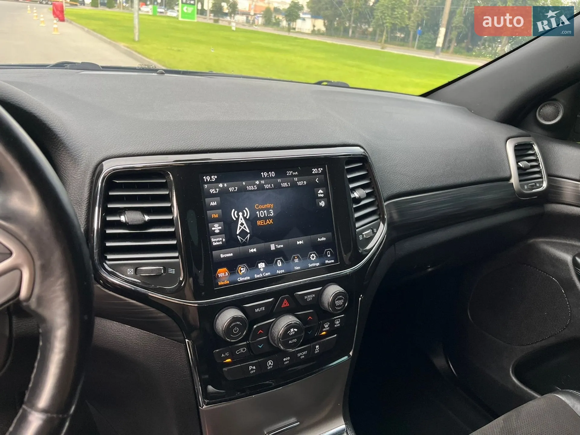 2021 Jeep Grand Cherokee - мініатюра 9