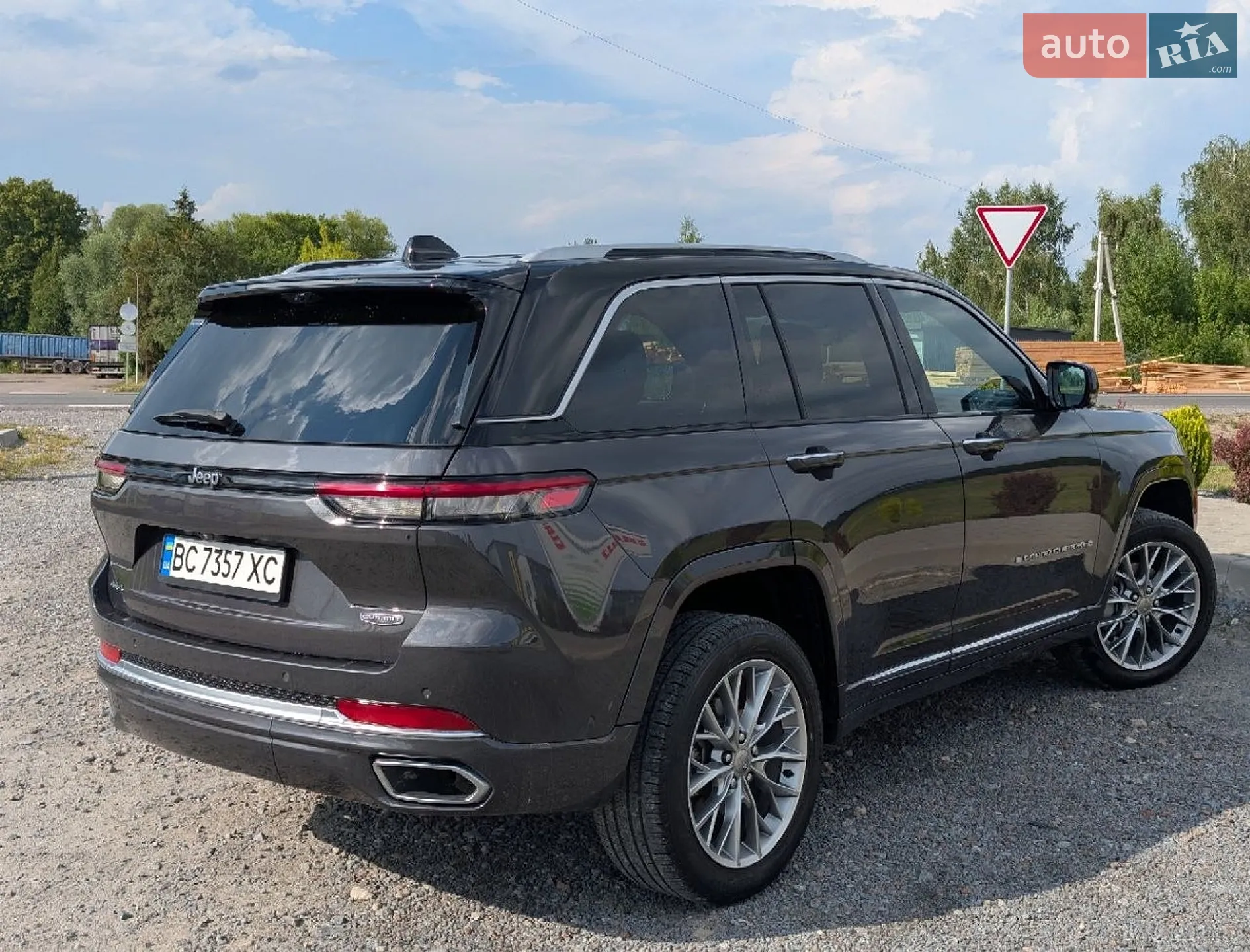 2022 Jeep Grand Cherokee - мініатюра 2