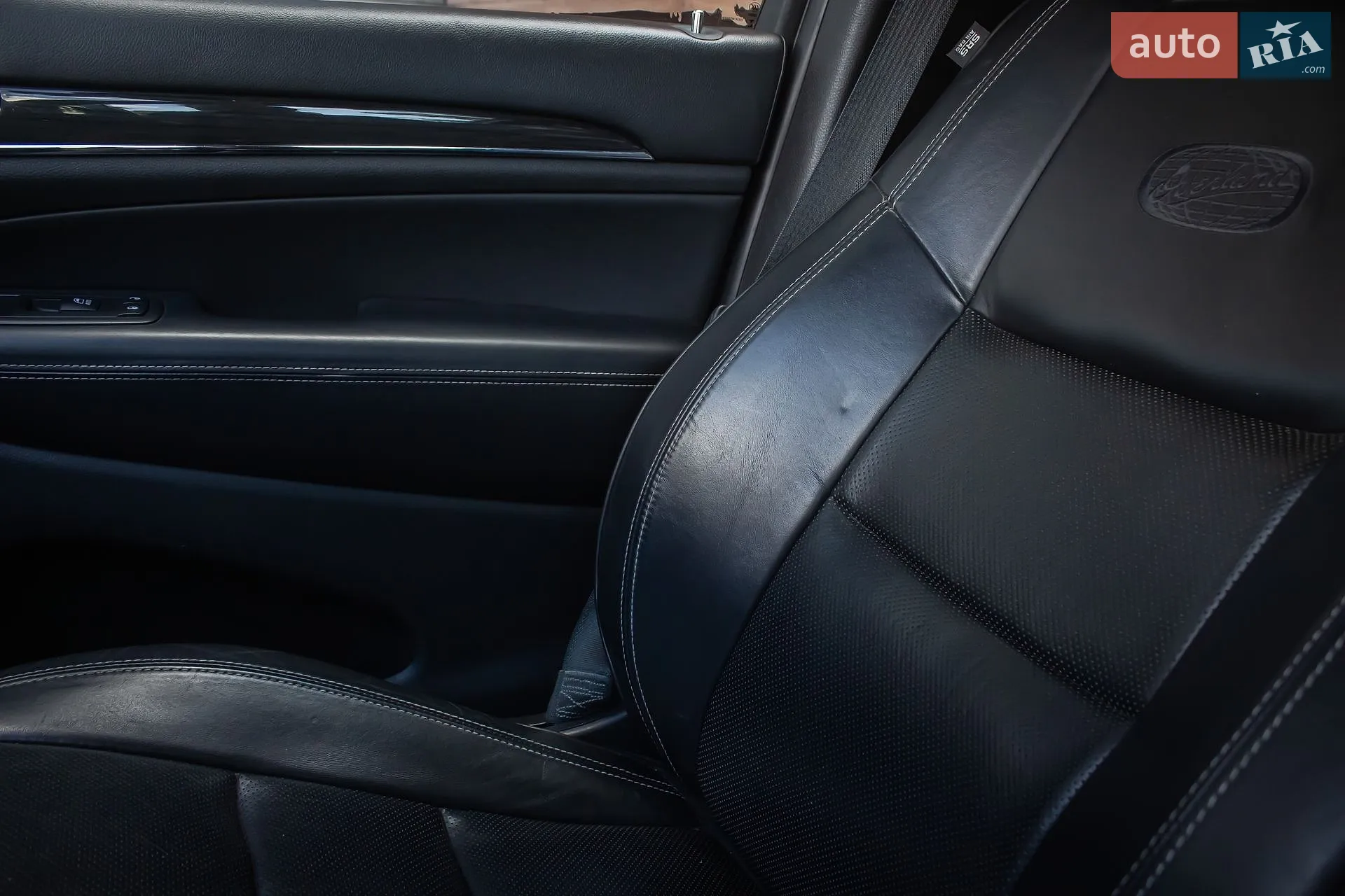 2015 Jeep Grand Cherokee - мініатюра 33