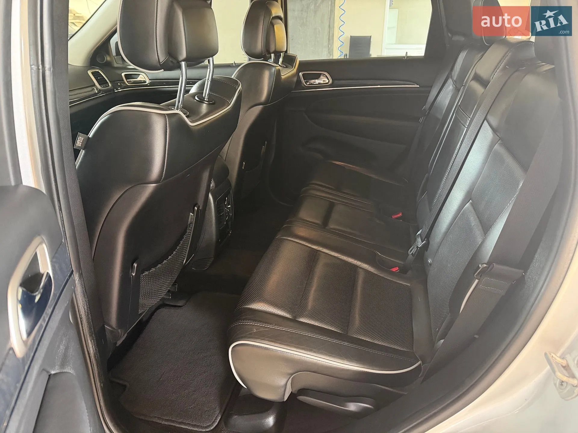 2012 Jeep Grand Cherokee - мініатюра 10