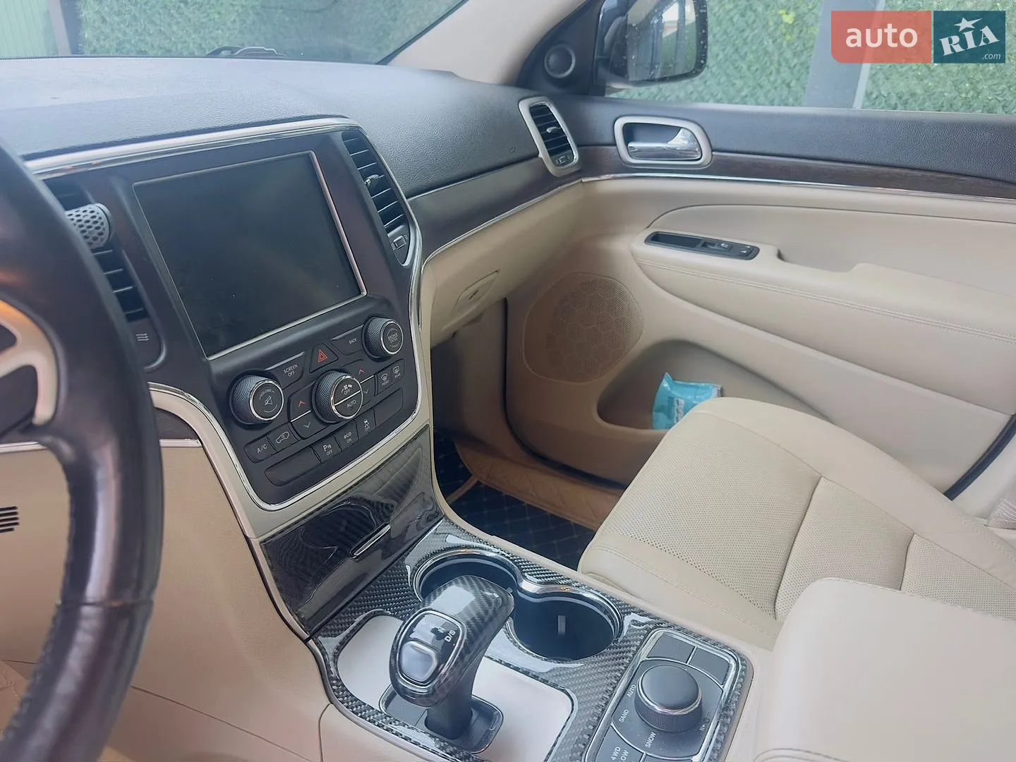 2014 Jeep Grand Cherokee - мініатюра 32