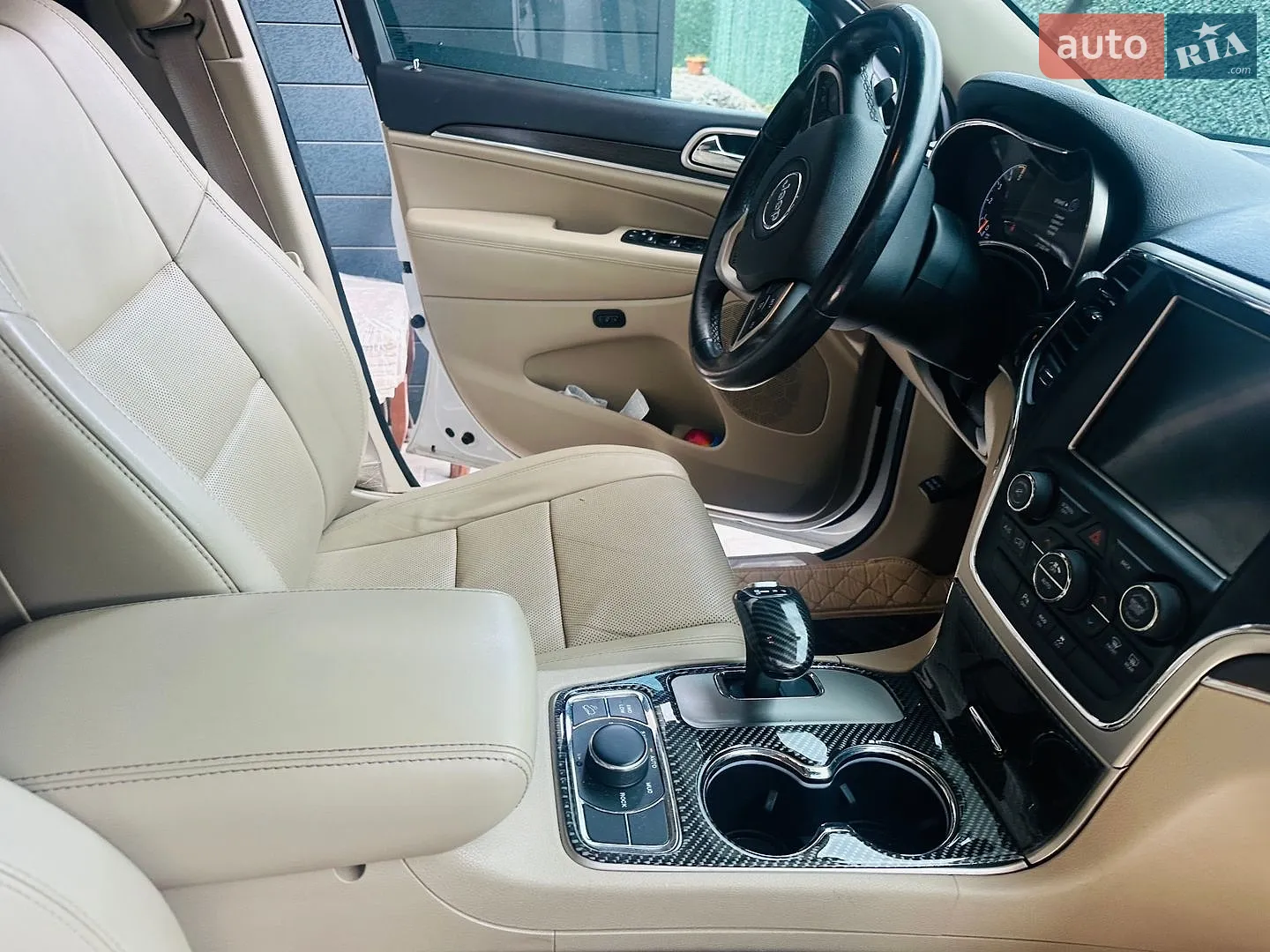2014 Jeep Grand Cherokee - мініатюра 39