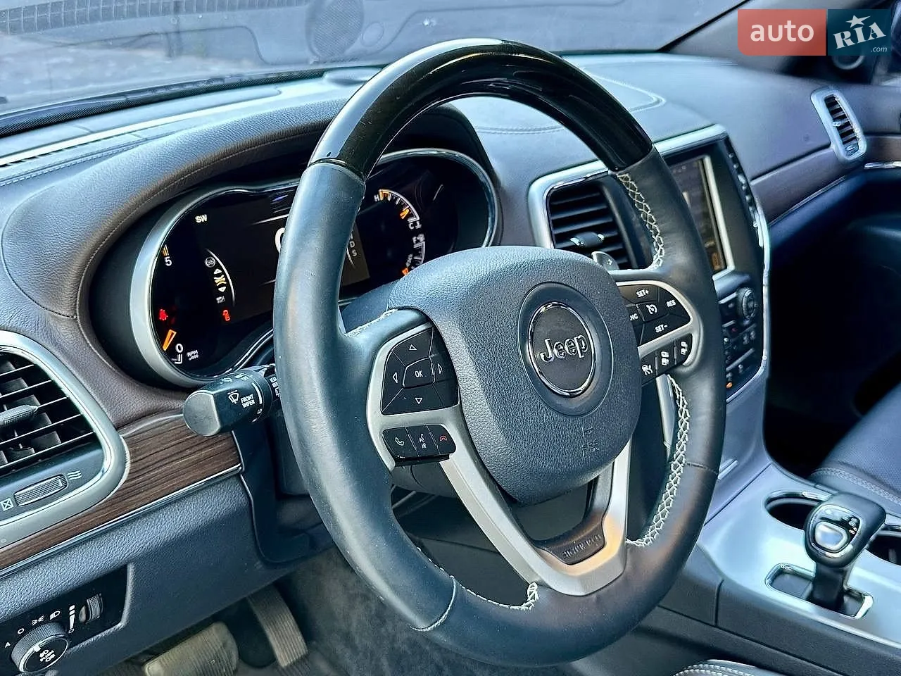 2014 Jeep Grand Cherokee - мініатюра 33