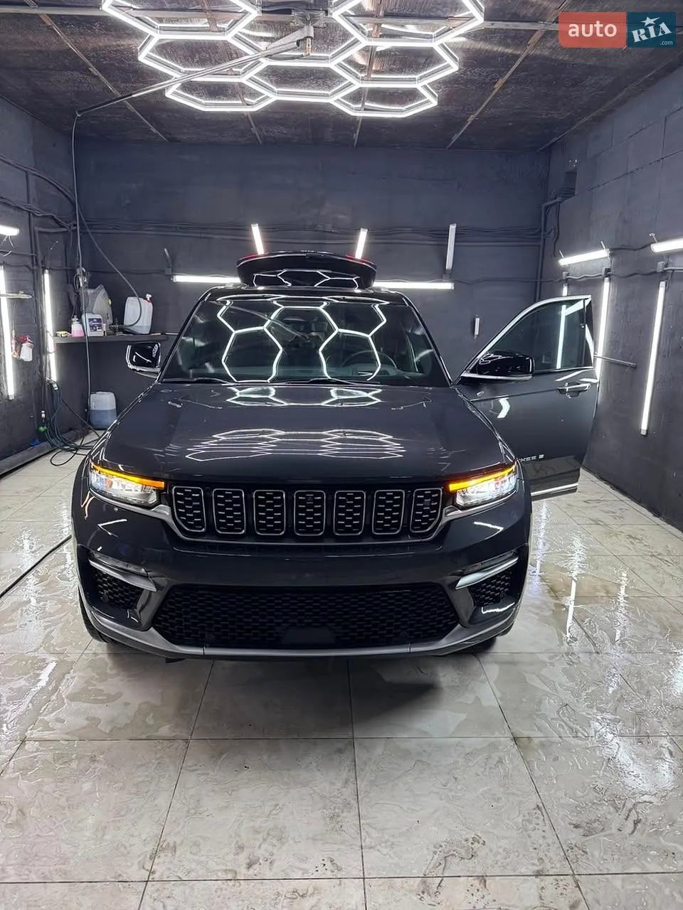 2023 Jeep Grand Cherokee - мініатюра 15