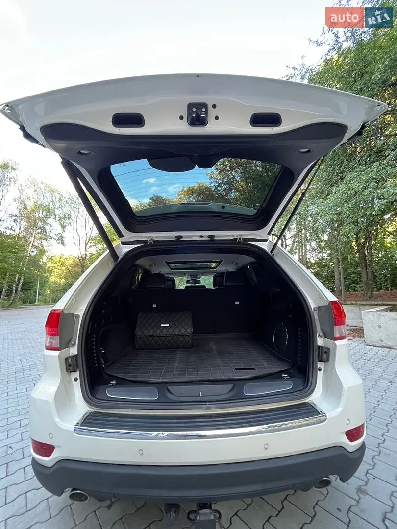 2012 Jeep Grand Cherokee - мініатюра 29