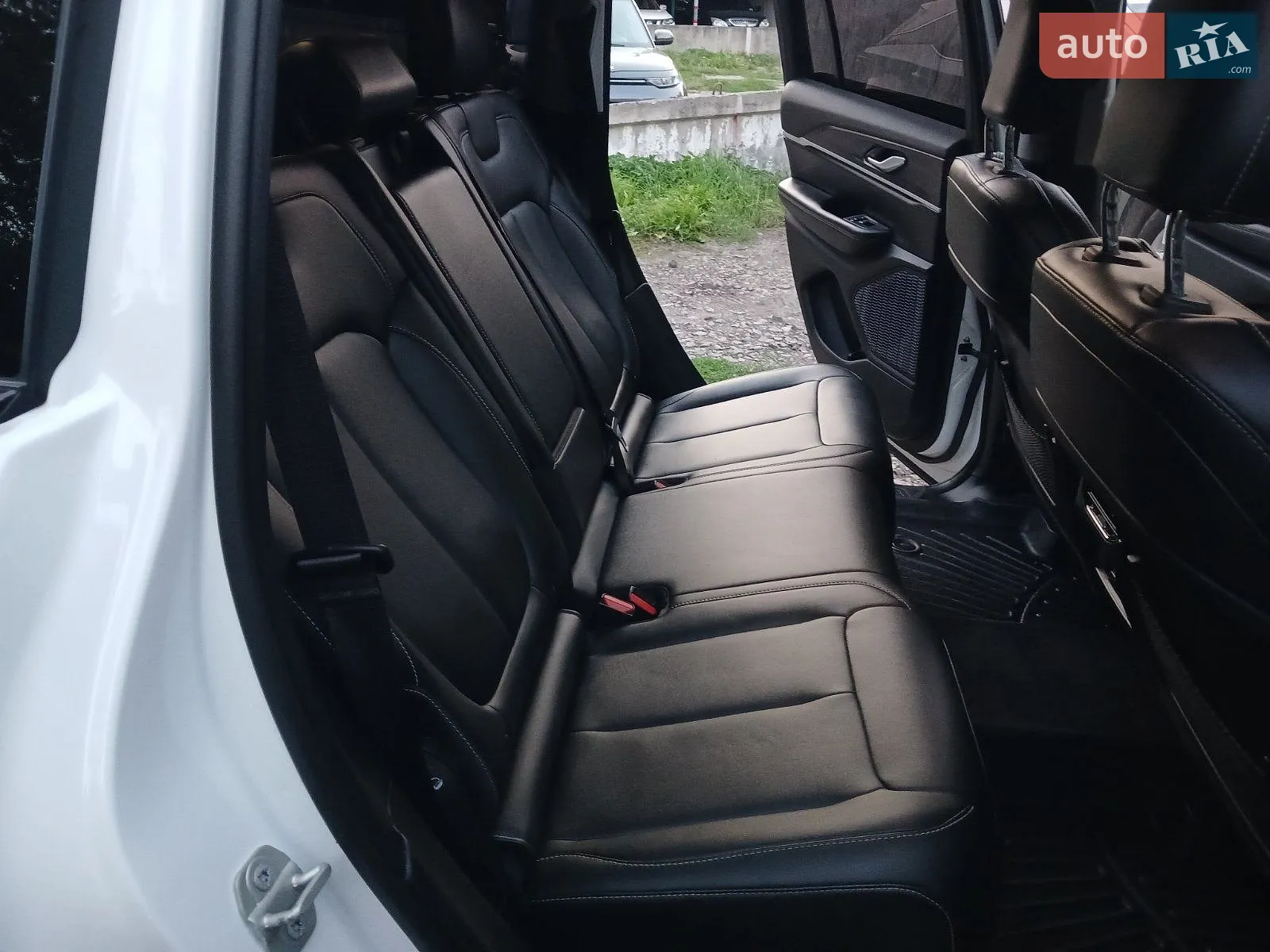 2023 Jeep Grand Cherokee - мініатюра 38