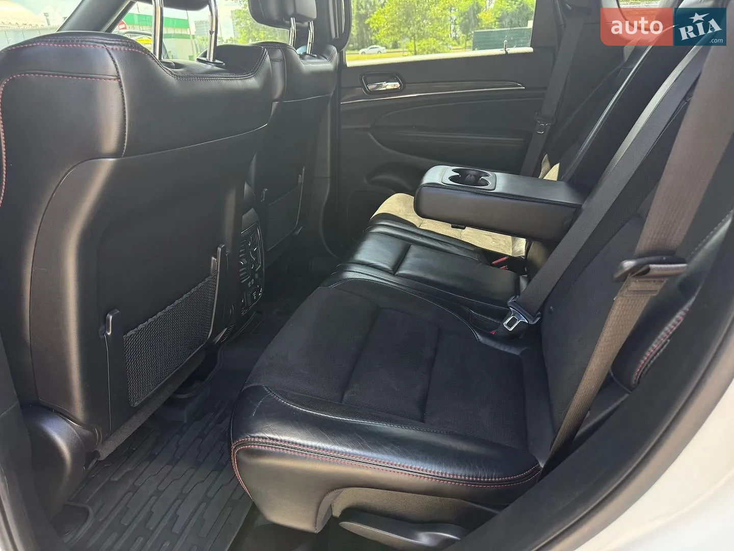 2020 Jeep Grand Cherokee - мініатюра 16