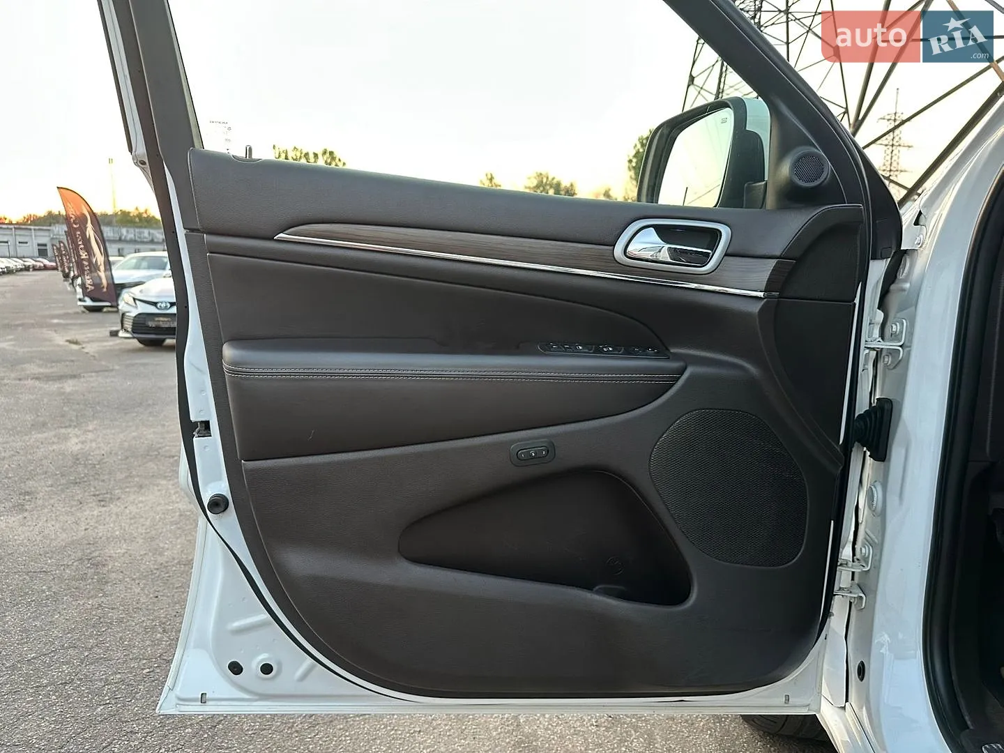 2018 Jeep Grand Cherokee - мініатюра 17