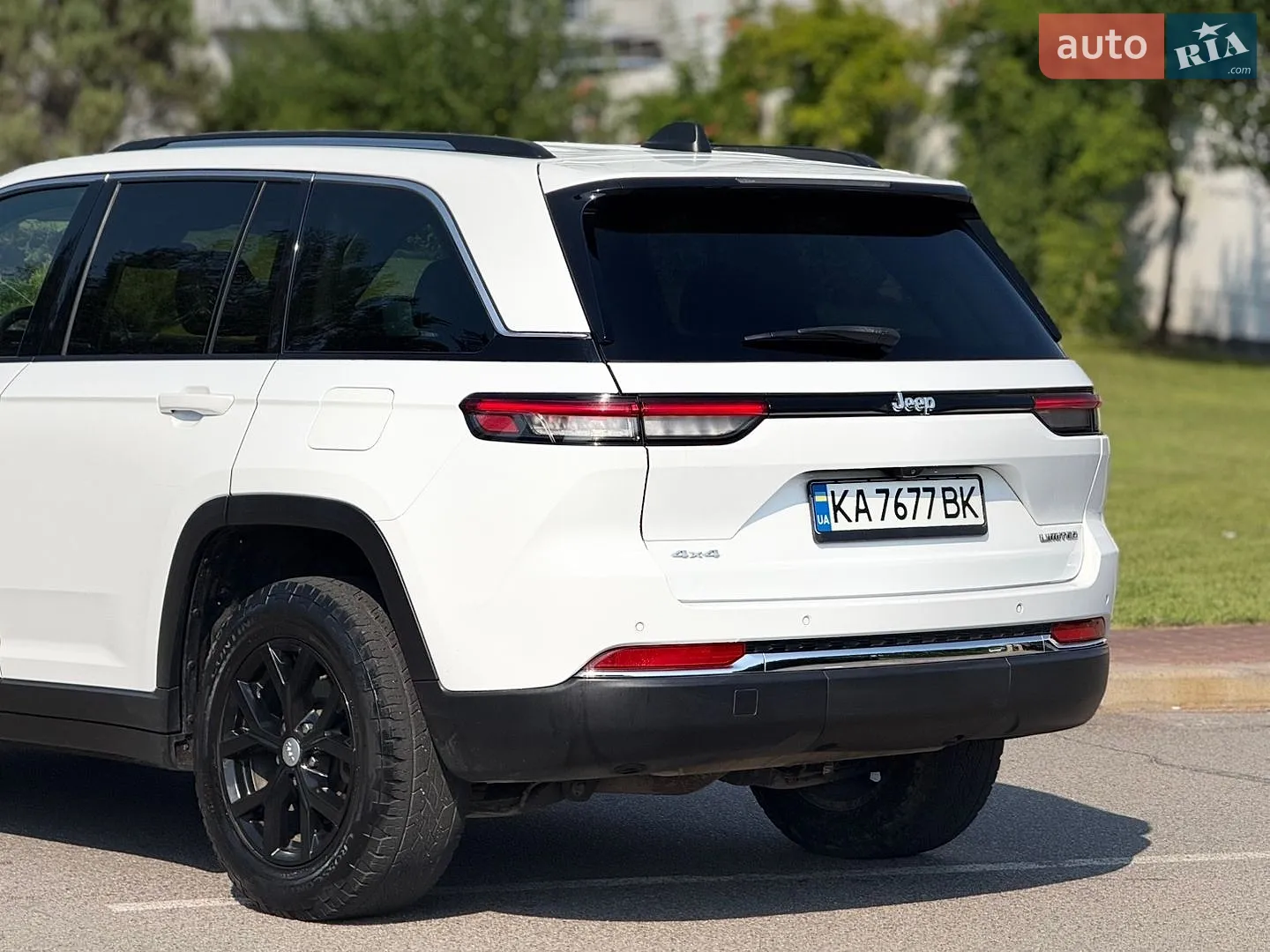2022 Jeep Grand Cherokee - мініатюра 10