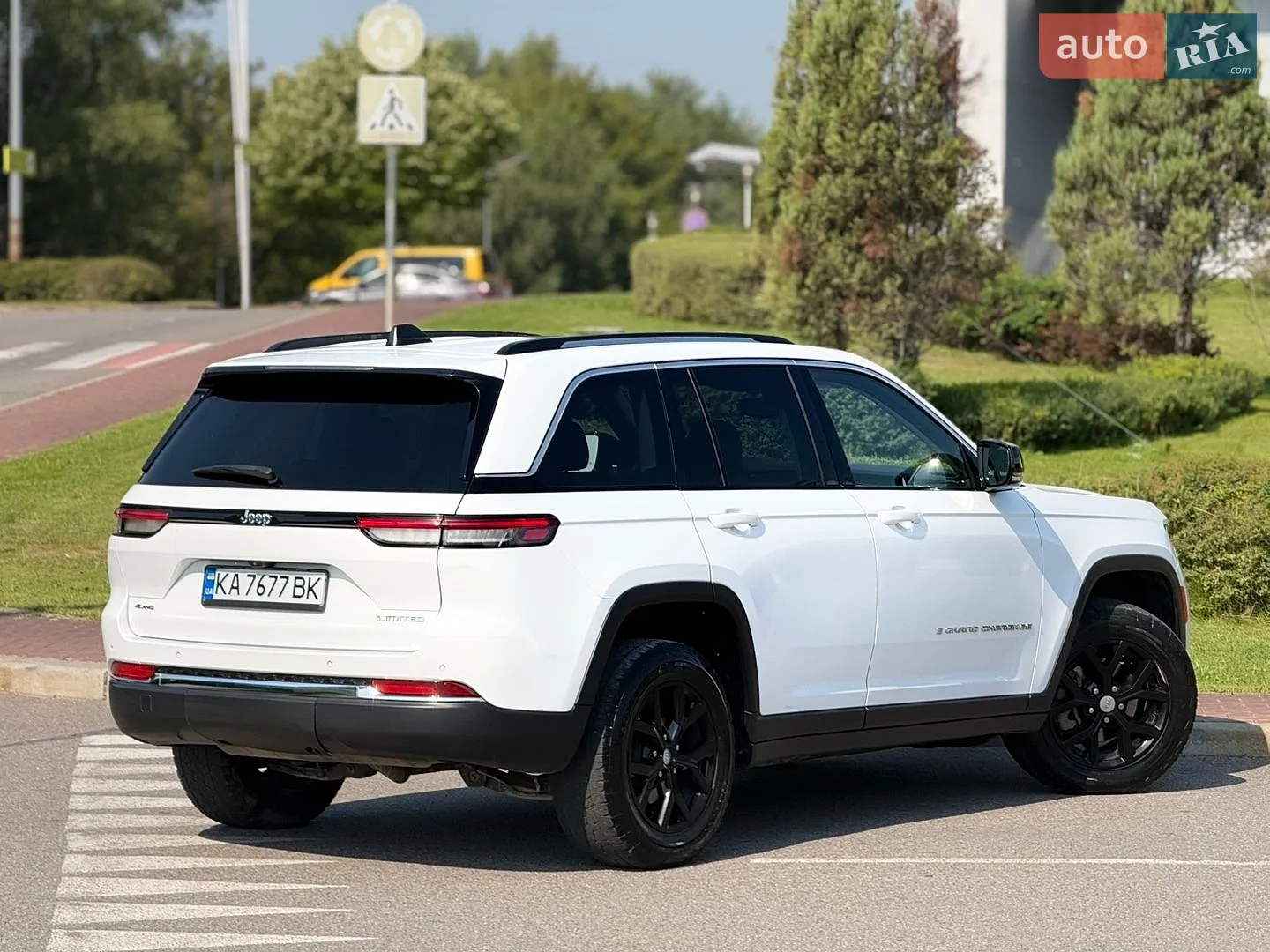 2022 Jeep Grand Cherokee - мініатюра 26