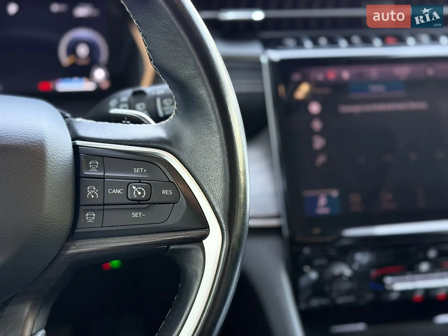2022 Jeep Grand Cherokee - мініатюра 43