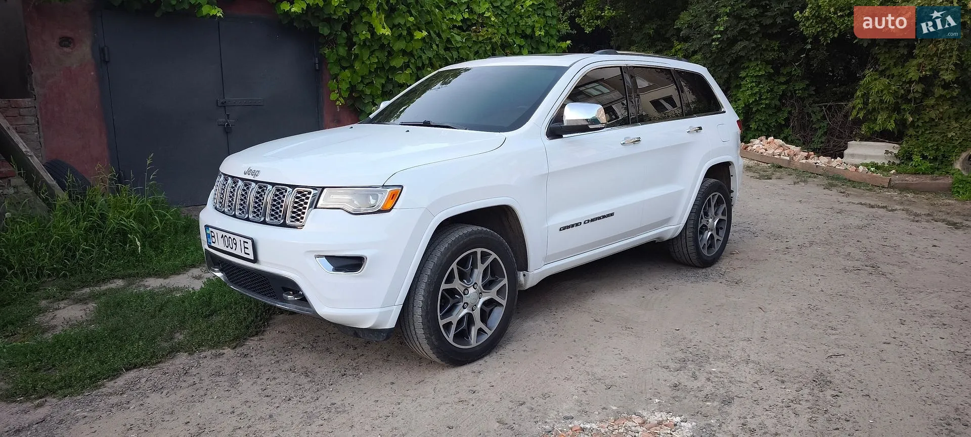 2020 Jeep Grand Cherokee - фото 1