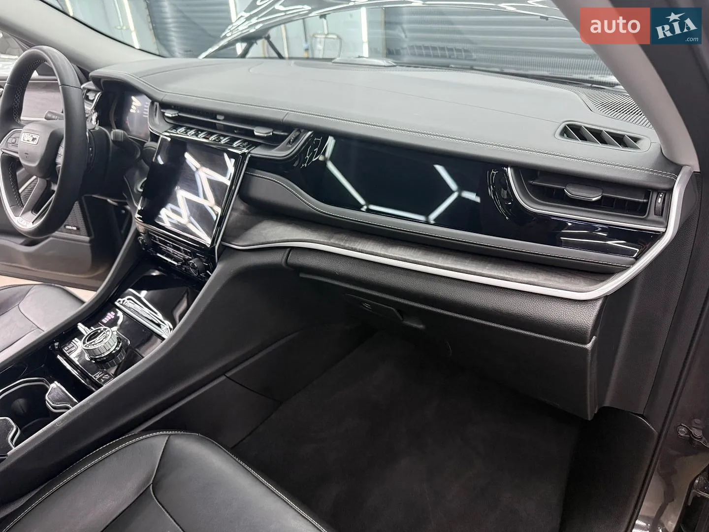 2022 Jeep Grand Cherokee - мініатюра 9
