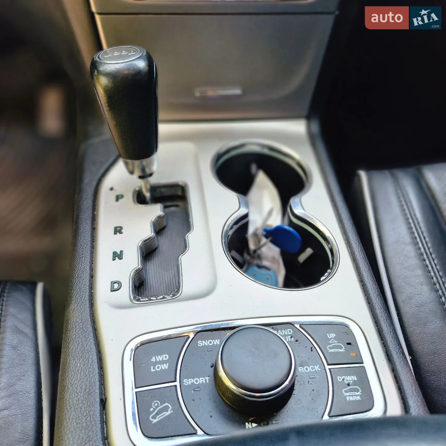2011 Jeep Grand Cherokee - мініатюра 23