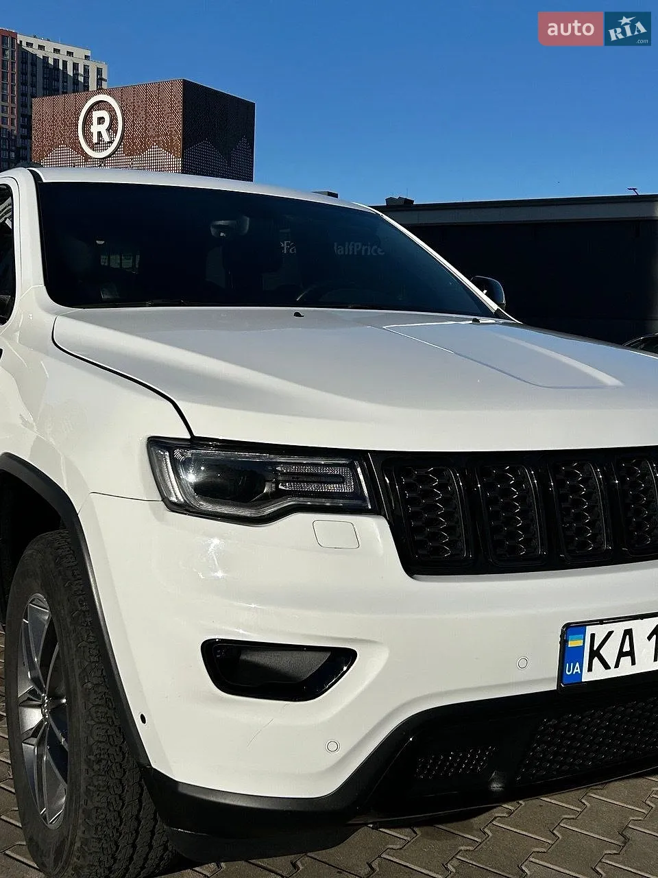 2017 Jeep Grand Cherokee - мініатюра 13