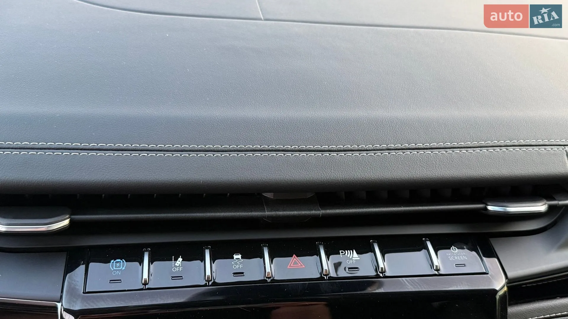 2022 Jeep Grand Cherokee - мініатюра 49