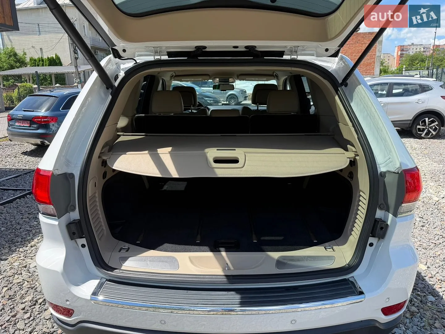 2015 Jeep Grand Cherokee - мініатюра 18