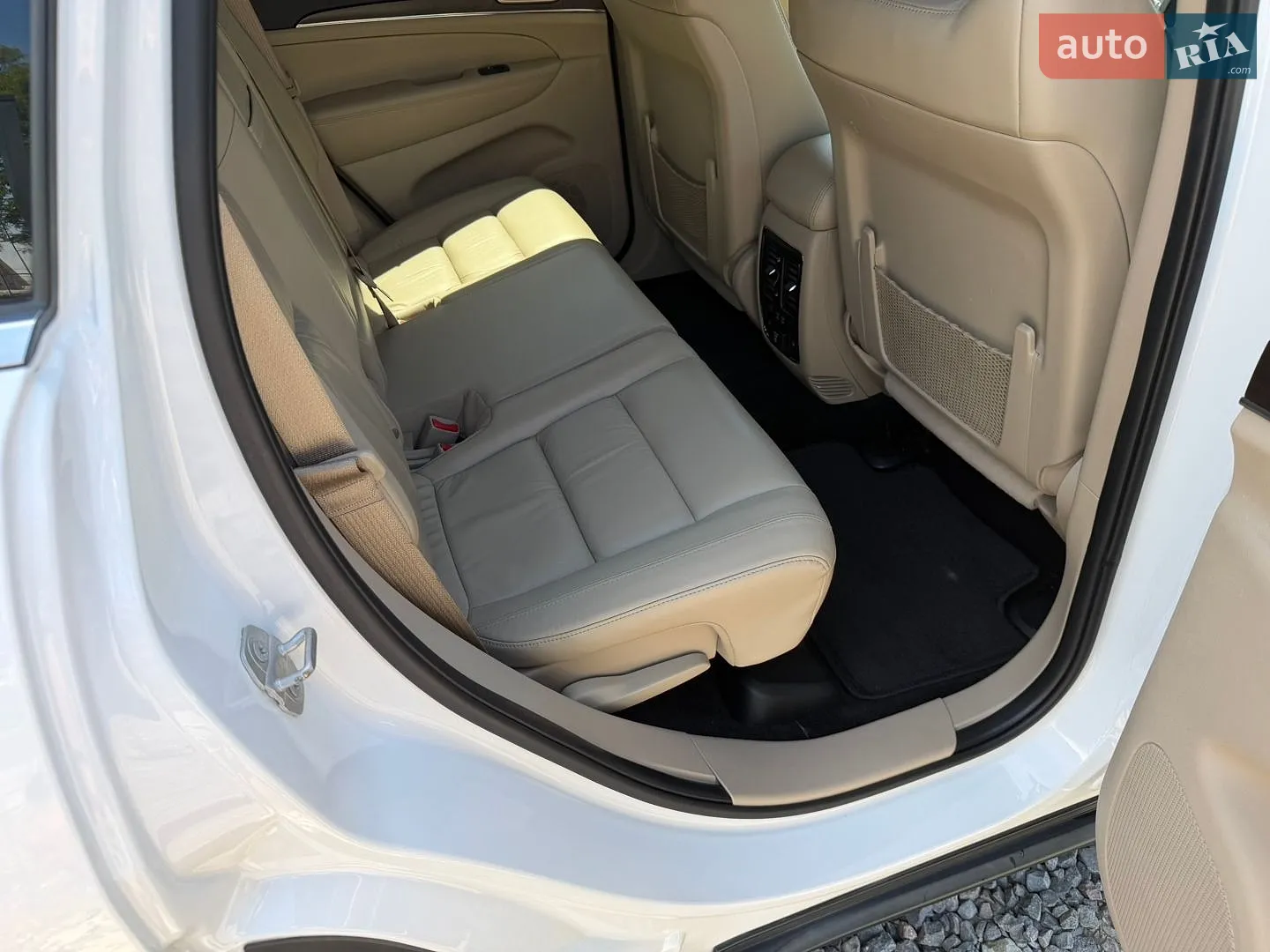 2015 Jeep Grand Cherokee - мініатюра 21