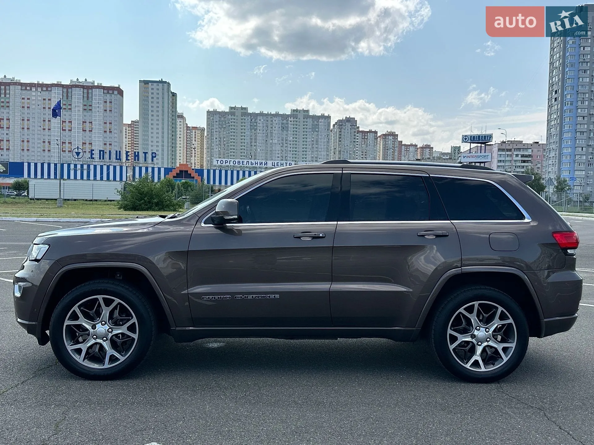 2019 Jeep Grand Cherokee - мініатюра 12