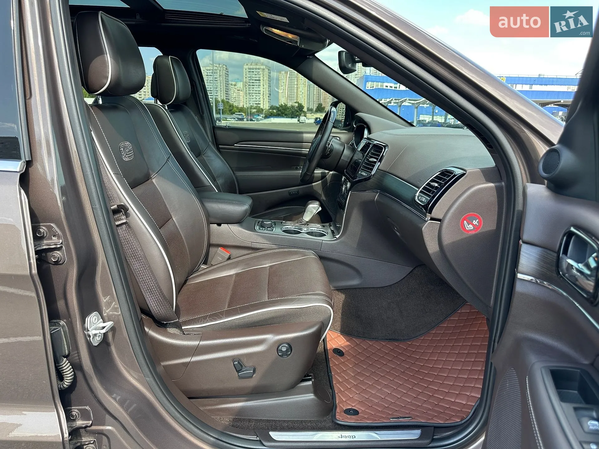 2019 Jeep Grand Cherokee - мініатюра 18