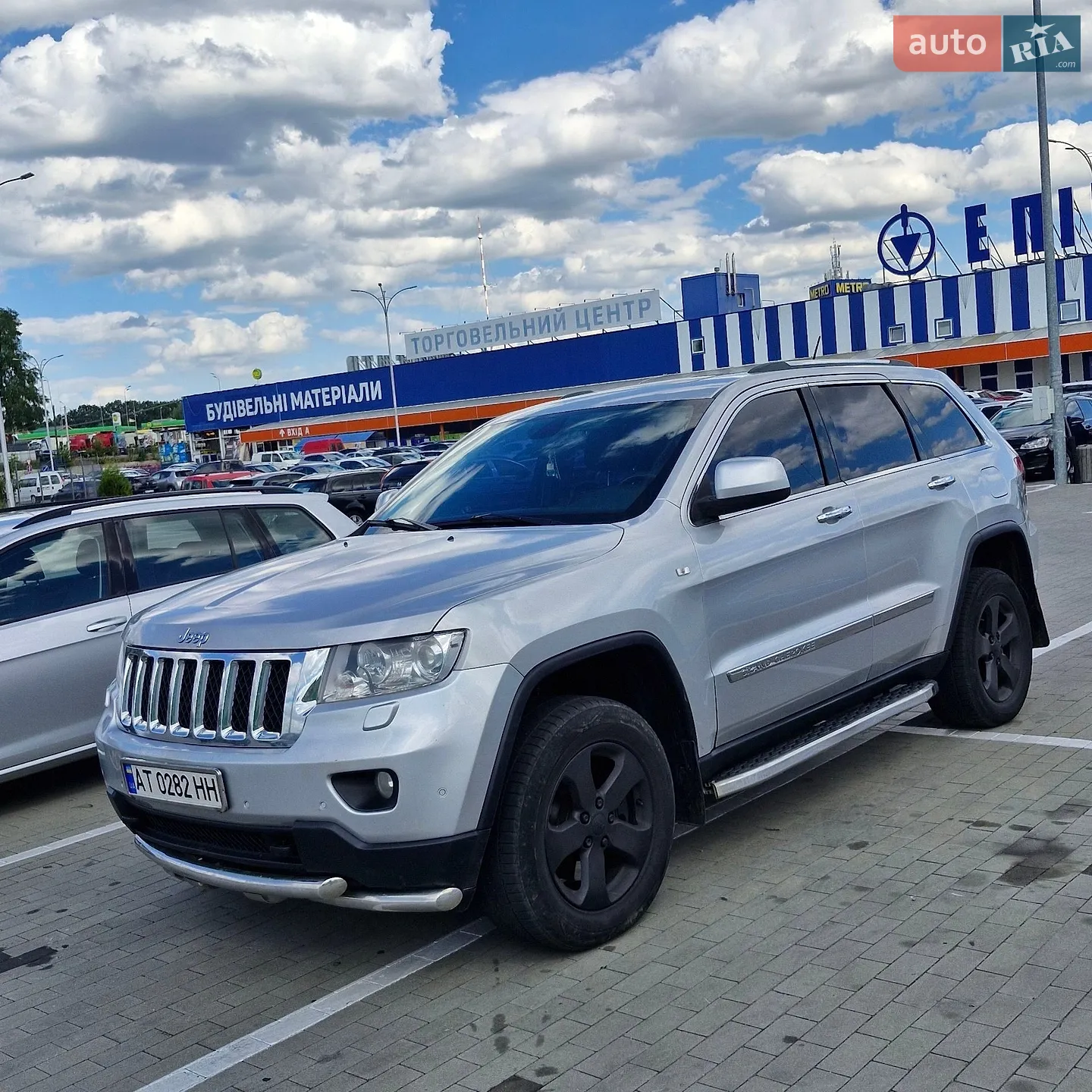 2011 Jeep Grand Cherokee - мініатюра 18