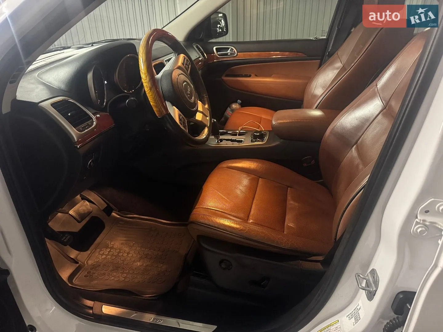 2012 Jeep Grand Cherokee - мініатюра 20