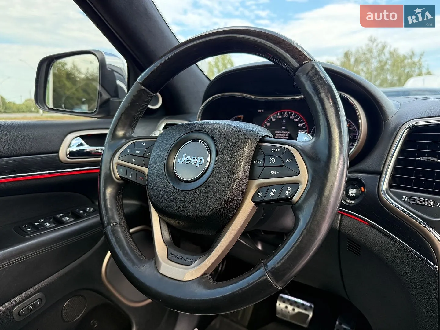 2013 Jeep Grand Cherokee - мініатюра 16