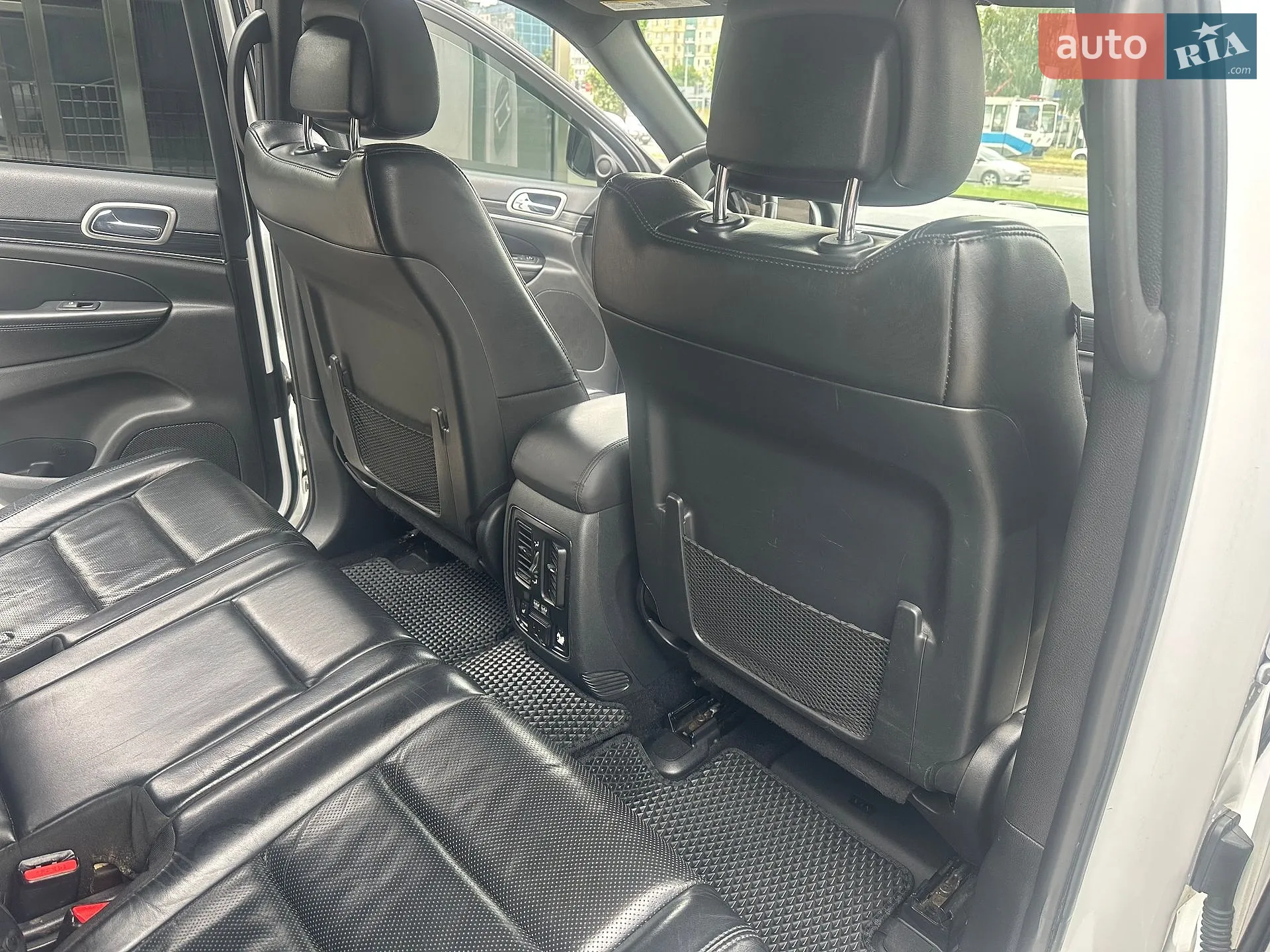 2019 Jeep Grand Cherokee - мініатюра 15