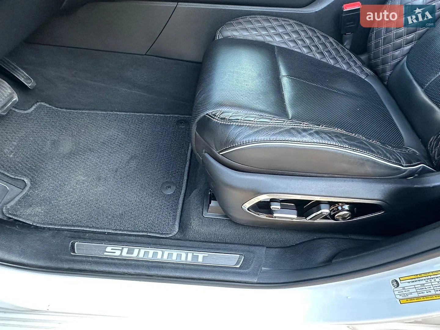 2022 Jeep Grand Cherokee - мініатюра 21