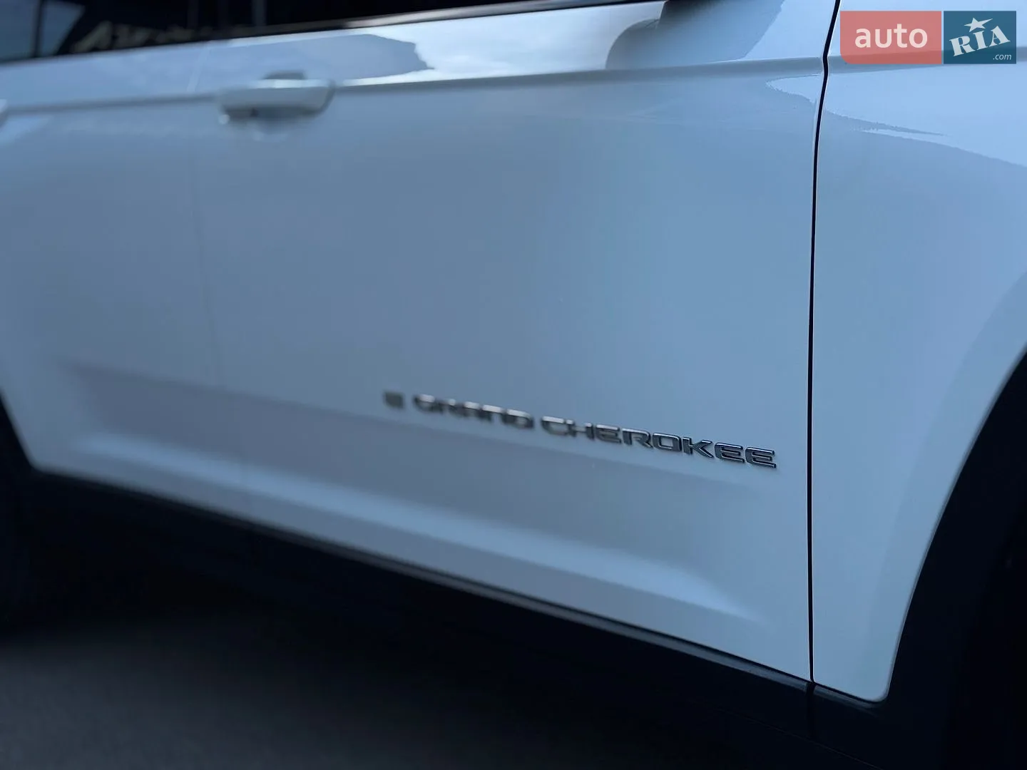2022 Jeep Grand Cherokee - мініатюра 11