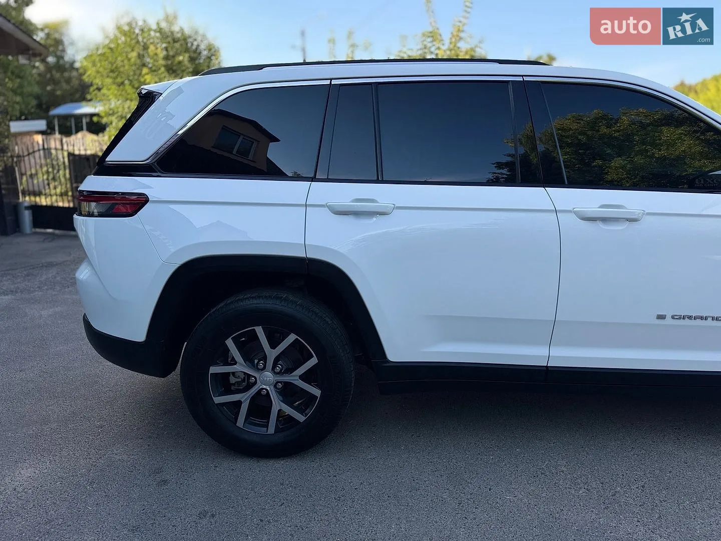 2022 Jeep Grand Cherokee - мініатюра 13