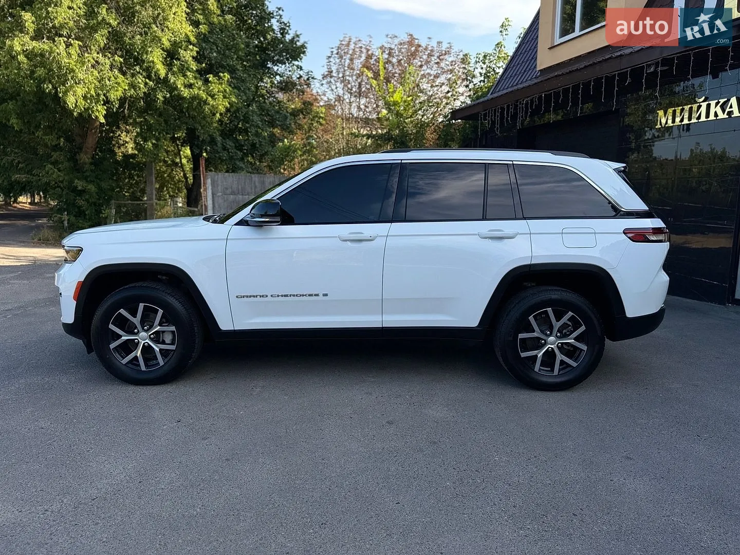 2022 Jeep Grand Cherokee - мініатюра 24