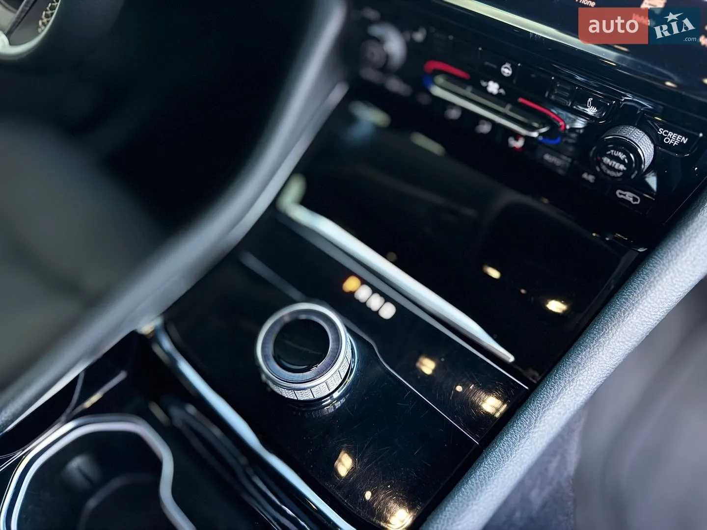 2022 Jeep Grand Cherokee - мініатюра 57
