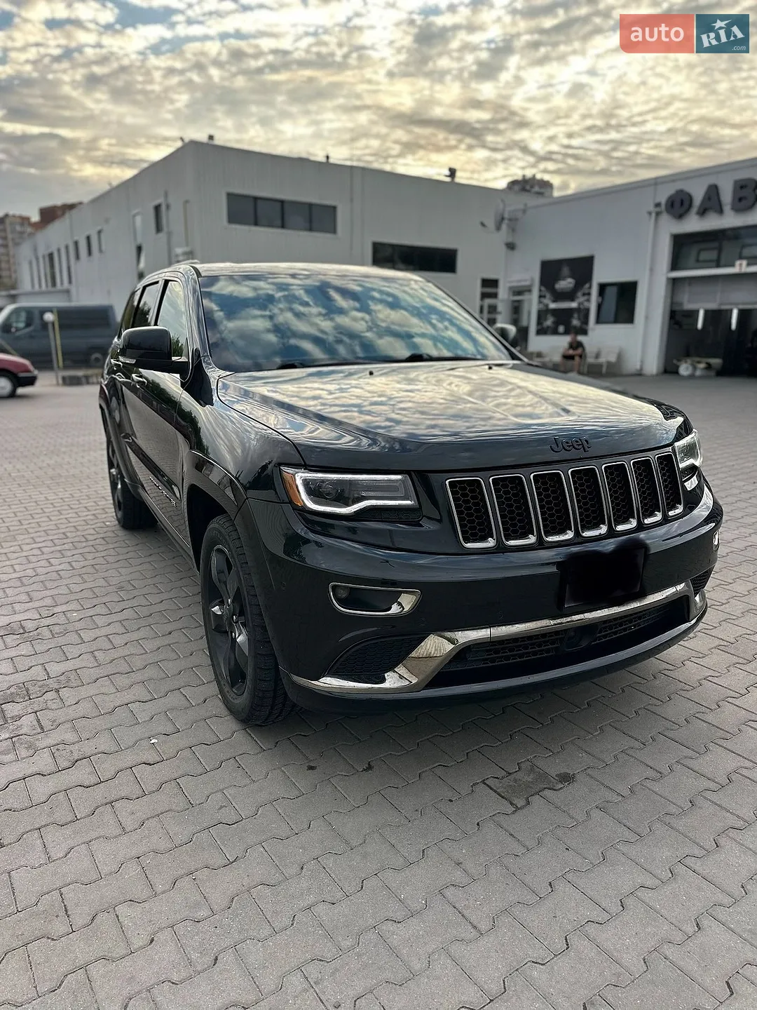 2016 Jeep Grand Cherokee - мініатюра 2
