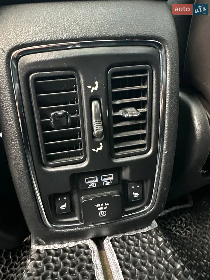 2016 Jeep Grand Cherokee - мініатюра 17