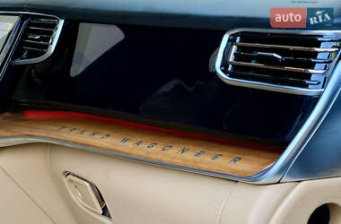 Внедорожник / Кроссовер Jeep Grand Wagoneer 2022 в 