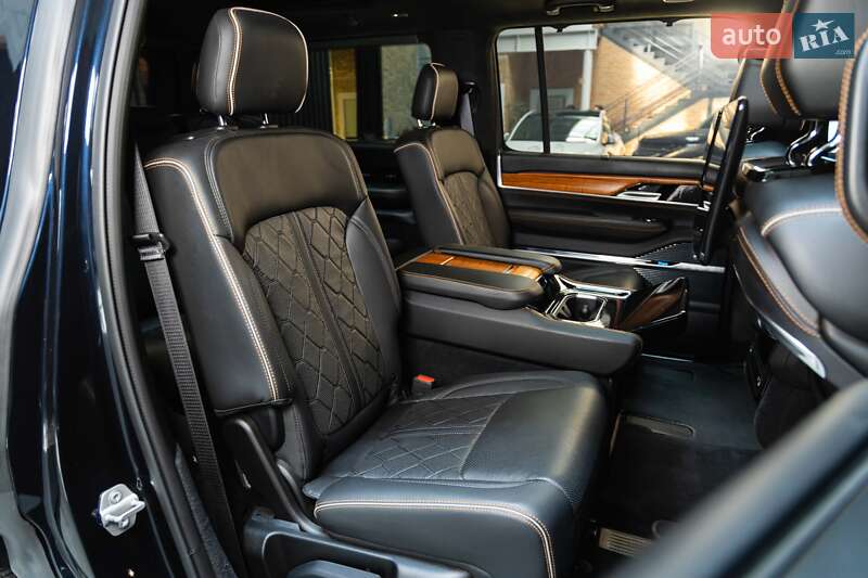 Позашляховик / Кросовер Jeep Grand Wagoneer 2022 в Луцьку