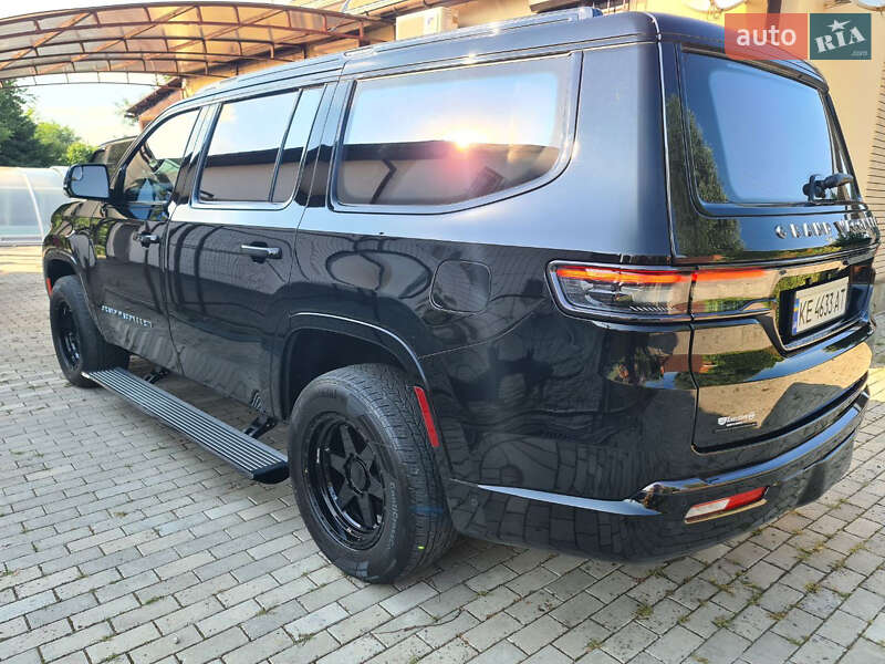 Внедорожник / Кроссовер Jeep Grand Wagoneer 2022 в Днепре