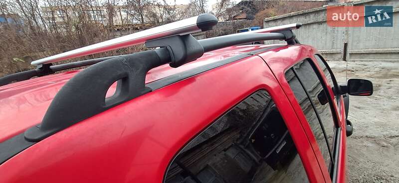 Внедорожник / Кроссовер Jeep Liberty 2005 в Киеве