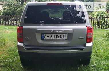Позашляховик / Кросовер Jeep Patriot 2015 в 