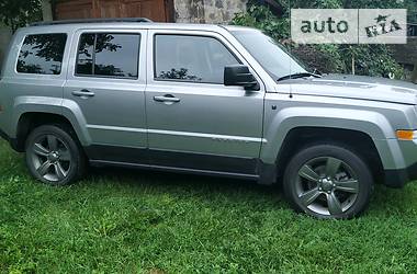 Позашляховик / Кросовер Jeep Patriot 2015 в 