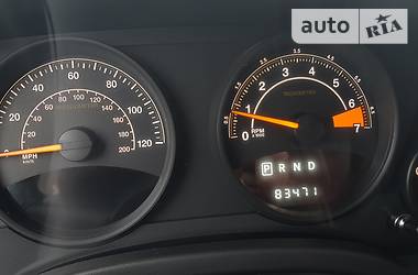 Позашляховик / Кросовер Jeep Patriot 2014 в 