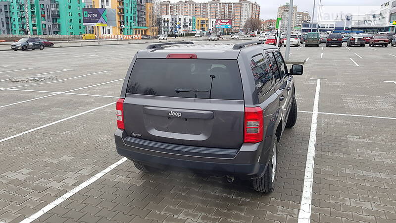 Позашляховик / Кросовер Jeep Patriot 2014 в Києві