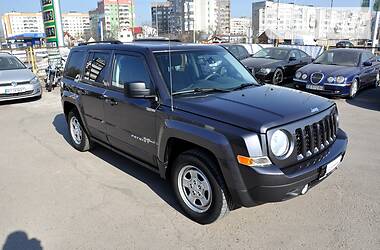 Позашляховик / Кросовер Jeep Patriot 2016 в 