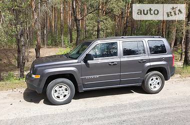 Позашляховик / Кросовер Jeep Patriot 2014 в 