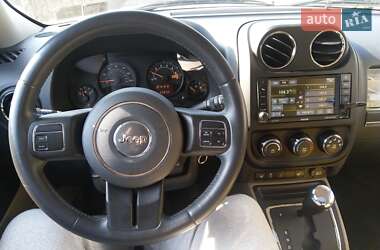 Позашляховик / Кросовер Jeep Patriot 2016 в Надвірній