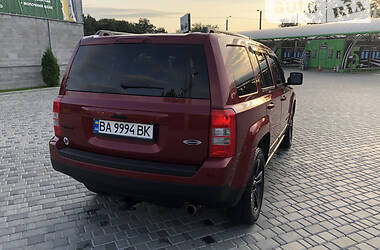 Внедорожник / Кроссовер Jeep Patriot 2015 в Кропивницком